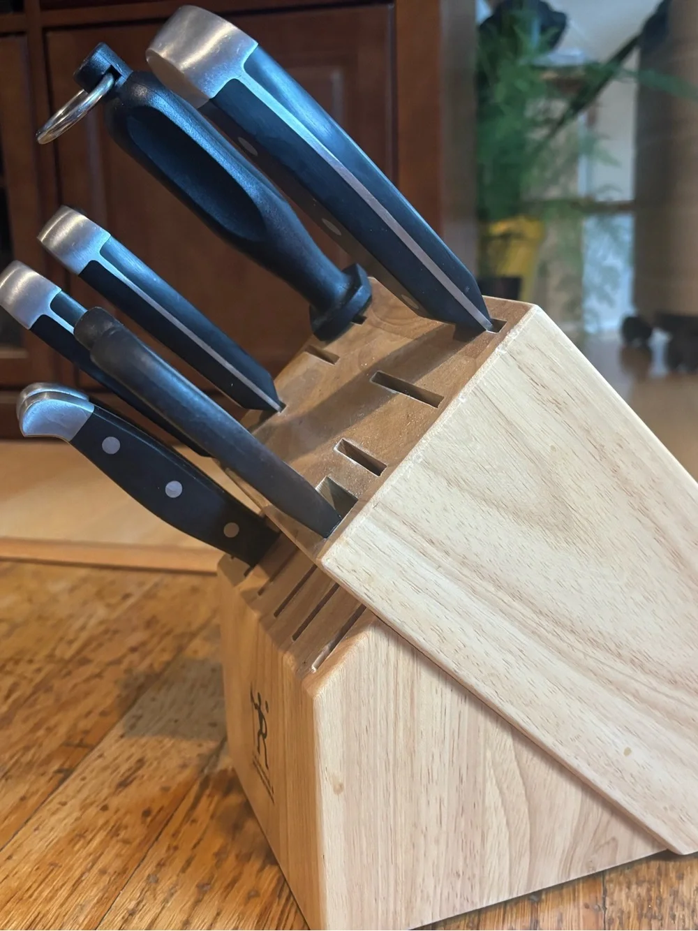 J.A. Henckel International 7-Piece Knife Set